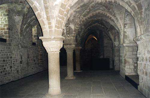 Visit the Promenoir of Monks